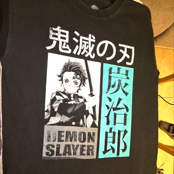 DEMON SLAYER TANJIRO KAMADO ANIME BLACK T-SHIRT SIZE MEDIUM - FRONT & BACK PRINT - Picture 1 of 4